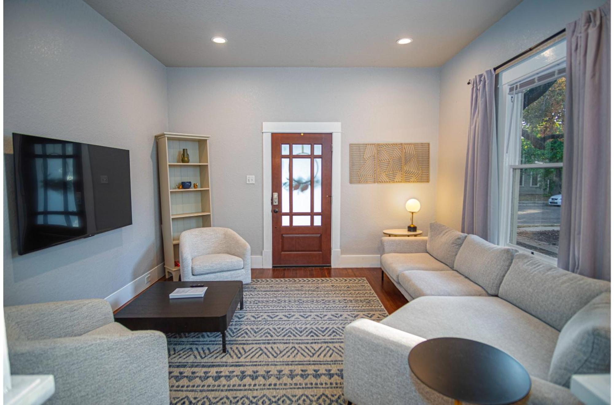Chic Downtown Farmhouse With Garden And Bbq Grill San Antonio Ngoại thất bức ảnh